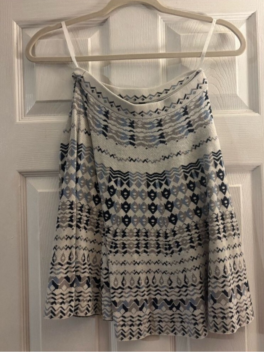 BCBGMAXAZRIA Geometric Aztec Knit Skirt Ivory Navy S